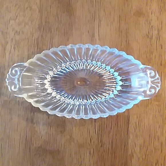 Vintage pressed glass relish or candy dish. - Picture 3 of 6